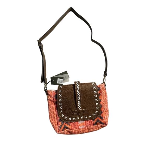 Myra Poppy Pink Crossbody Bag | S-2560 | Western Boho Festival Style | NWT - Picture 1 of 13